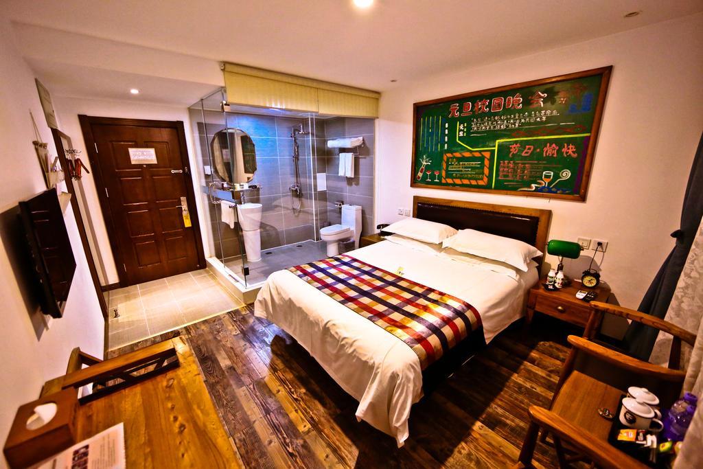 Nostalgia Hotel Beijing Guozijian Ghost Street - Near Beijing Lama Temple, Beihai Park, Jingshan Park, Drum Tower, Houhai Bar Street, Tian'Anmen Square, Located In Beijing Traditional Hutongs, 5 Minutes Away From Beixinqiao Metro Station Exterior foto